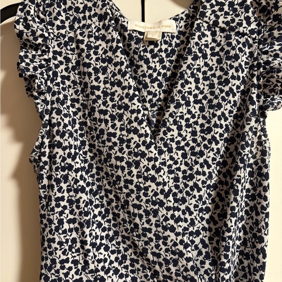 Floral Wrap Shirt in Black and White - Picture 4 of 6